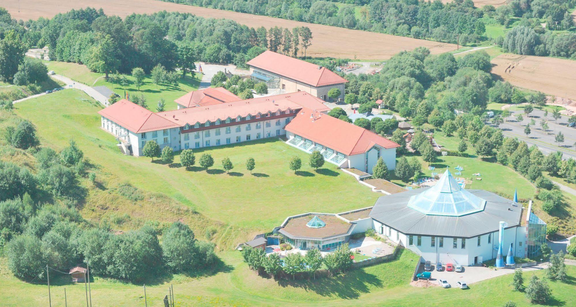Victor'S Residenz-Hotel Teistungenburg Extérieur photo