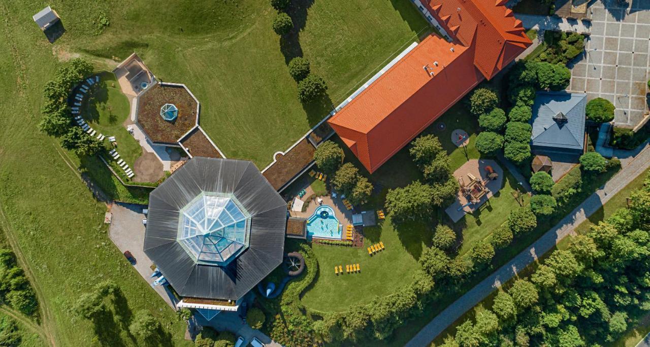 Victor'S Residenz-Hotel Teistungenburg Extérieur photo